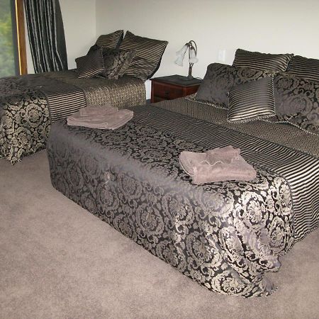 Rive Gauche B&B Lodge Taupo Exterior photo