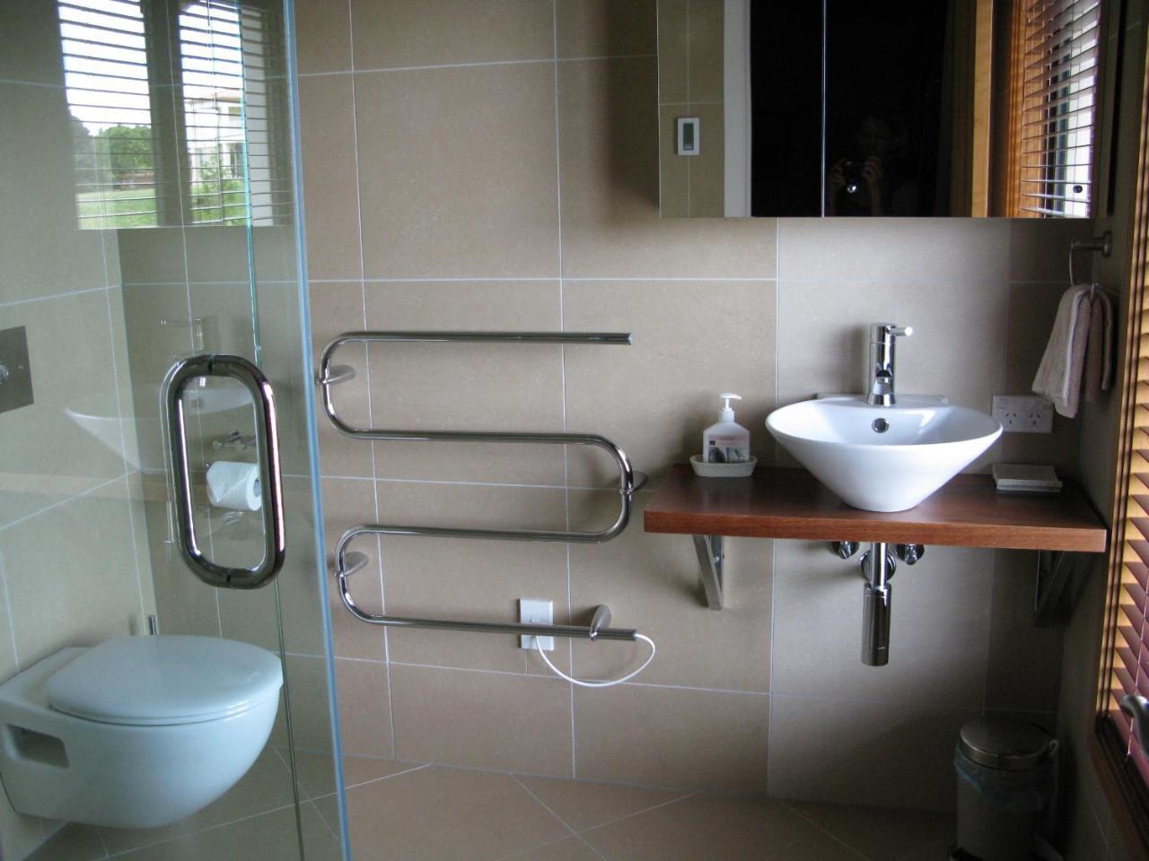 Rive Gauche B&B Lodge Taupo Room photo