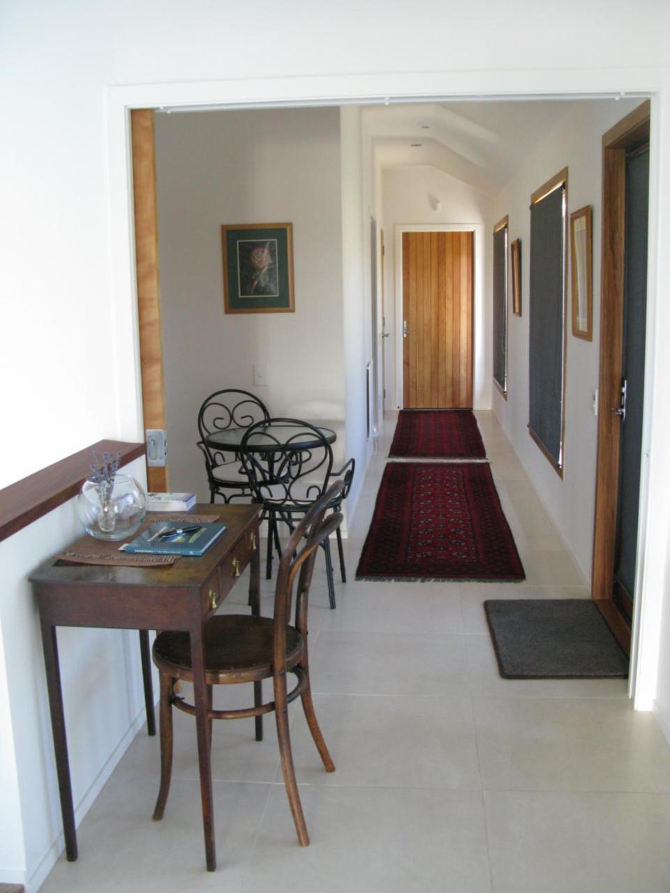 Rive Gauche B&B Lodge Taupo Exterior photo