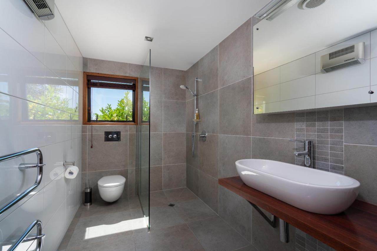 Rive Gauche B&B Lodge Taupo Exterior photo