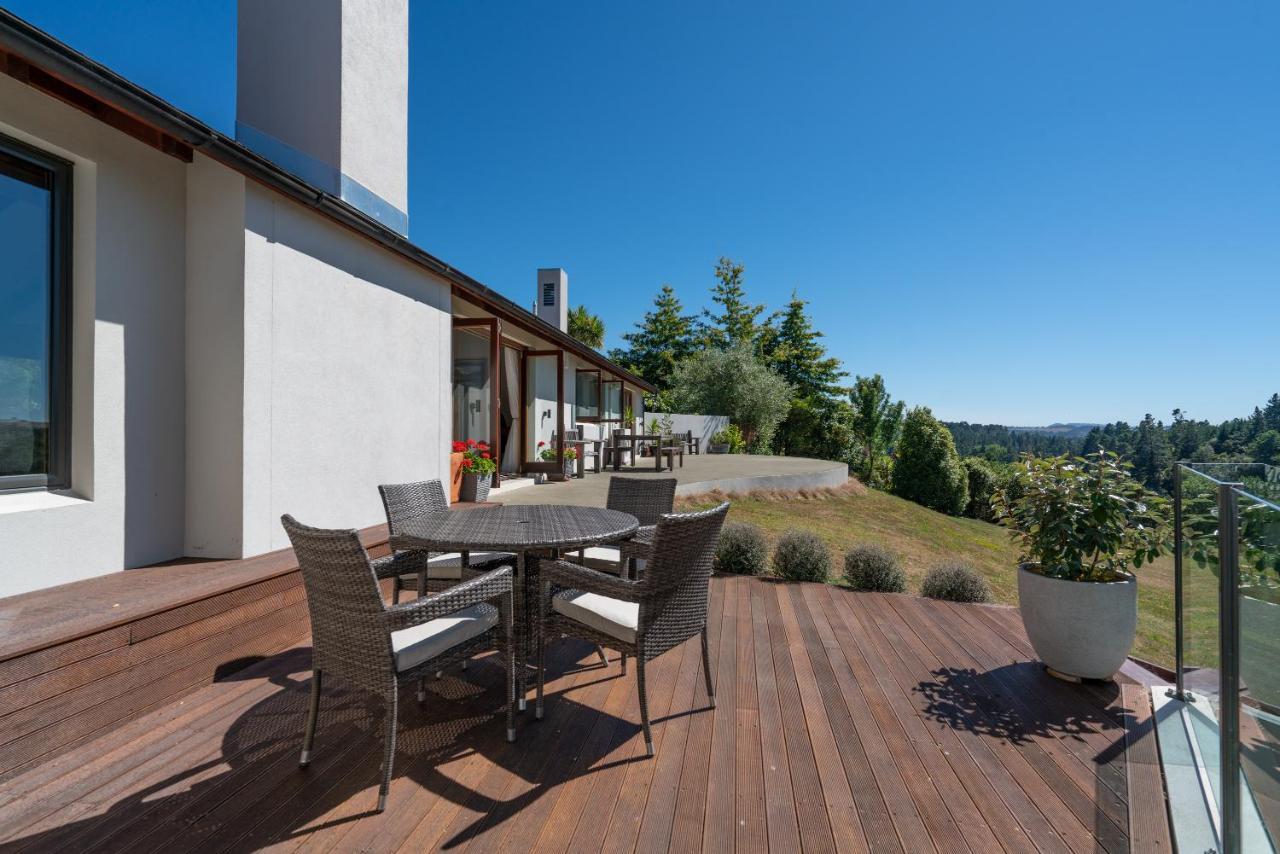 Rive Gauche B&B Lodge Taupo Exterior photo