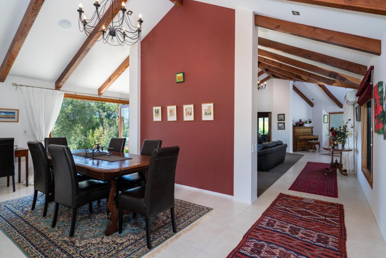 Rive Gauche B&B Lodge Taupo Exterior photo